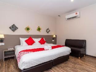 Hotel Dk 2*